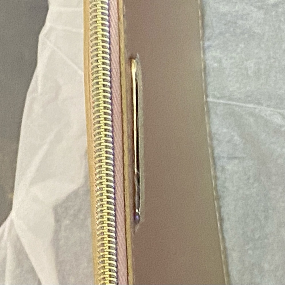 New Michael Kors Gold Wonderlust Cosmetic Pouch - Picture 5 of 5